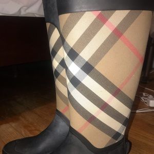 Burberry Rainboots
